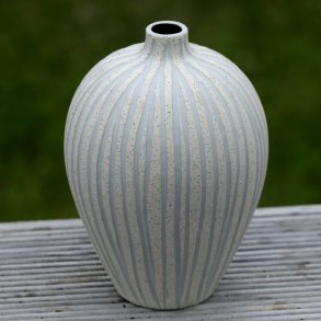 Lindform vase - Ebba M - Sandhvid stribet